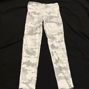 Marshalls Camouflage Leggings in White and Gray